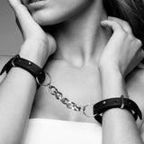 Maze bracelets menottes Bijoux Indiscrets noir